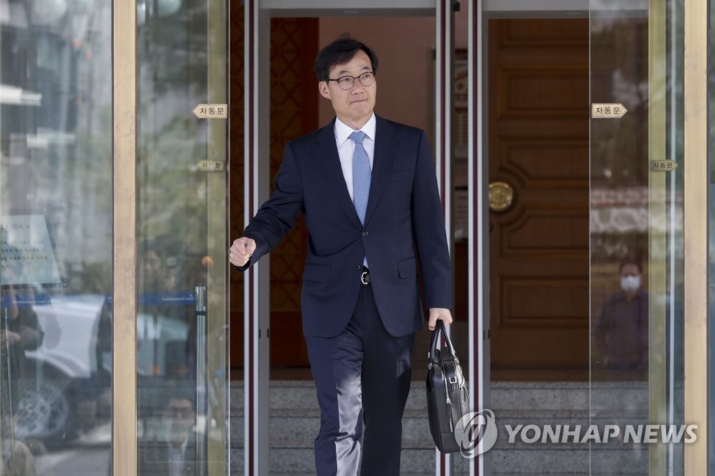 대심판정 나서는 노희범 변호사 | 연합뉴스