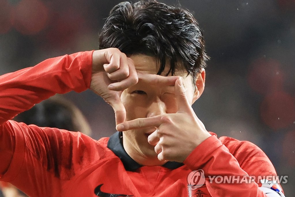 Son Heung-min scores goal in football friendly against Colombia