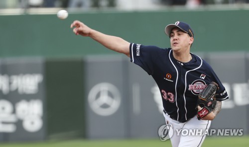 Yonhap Interview) Pitcher rides improved slider to sweeping success in KBO