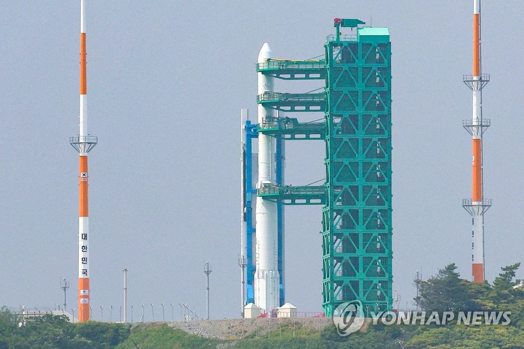 South Korea's space rocket Nuri is erected at the launch pad at Naro Space Center in Goheung, South Jeolla Province, on May 23, 2023. (Yonhap)