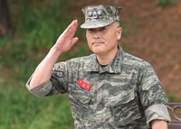 "해군 검사가 '수사기록 사본 남겨라' 조언"