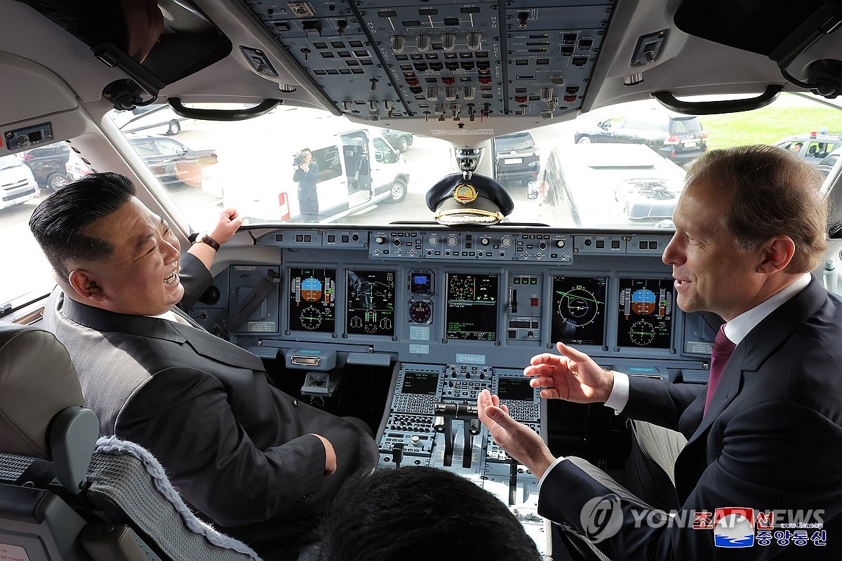 N. Korean leader visits Russian aircraft plant