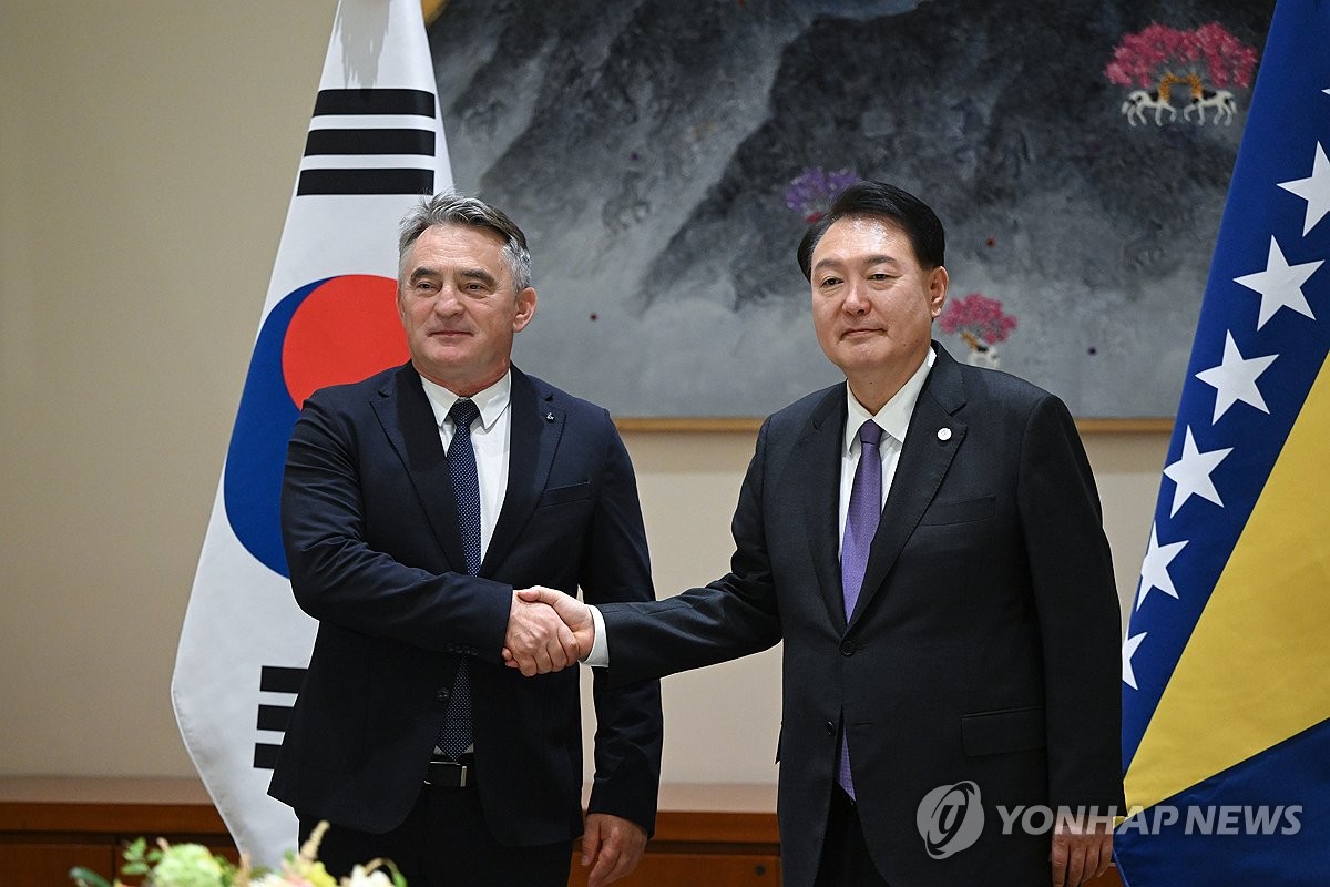 윤석열 대통령, 한·보스니아 헤르체고비나 정상회담