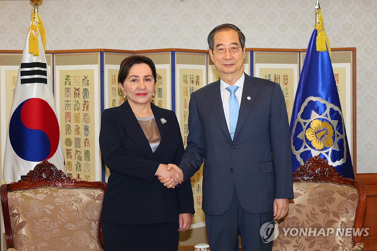 S. Korean PM meets Uzbek parliamentary leader