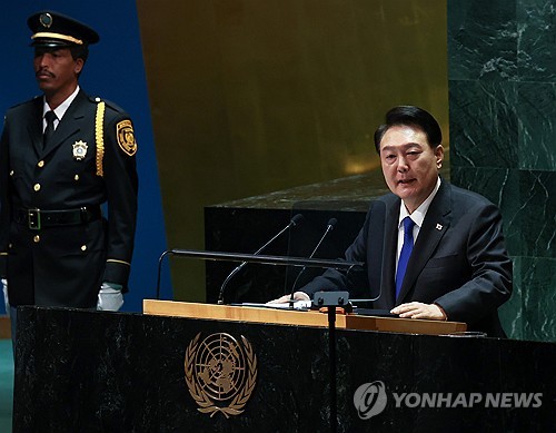الرئيس يون: صفقة الأسلحة بين كوريا الشمالية وروسيا ستكون بمثابة استفزاز مباشر تجاه كوريا الجنوبية