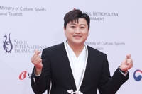 Popera singer Kim Ho-joong under probe for hit-and-run in southern Seoul