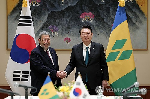 S. Korea-Saint Vincent and the Grenadines summit