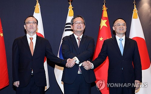 (AMPLIACIÓN) Corea del Sur, China y Japón acuerdan sostener una cumbre tripartita lo antes posible