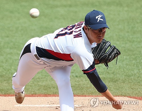 S. Korea shuts out Japan to inch closer to baseball final berth