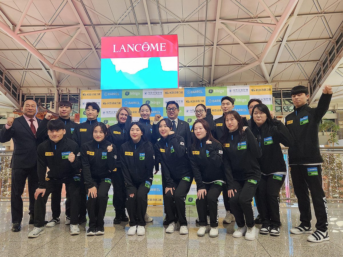Korean diving and artistic swimming teams participating in the Doha World Championships