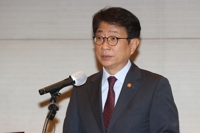 국토장관 "1천억원 규모 첨단물류 R&D 추진"
