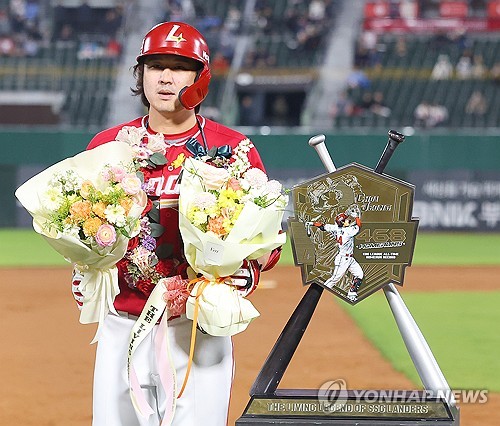 Landers slugger Choi Jeong 'proud' of breaking KBO home run record, eyes new milestone