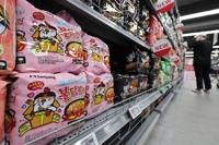 海外で人気沸騰の韓国即席麺　輸出額が２カ月連続で１億ドル超え