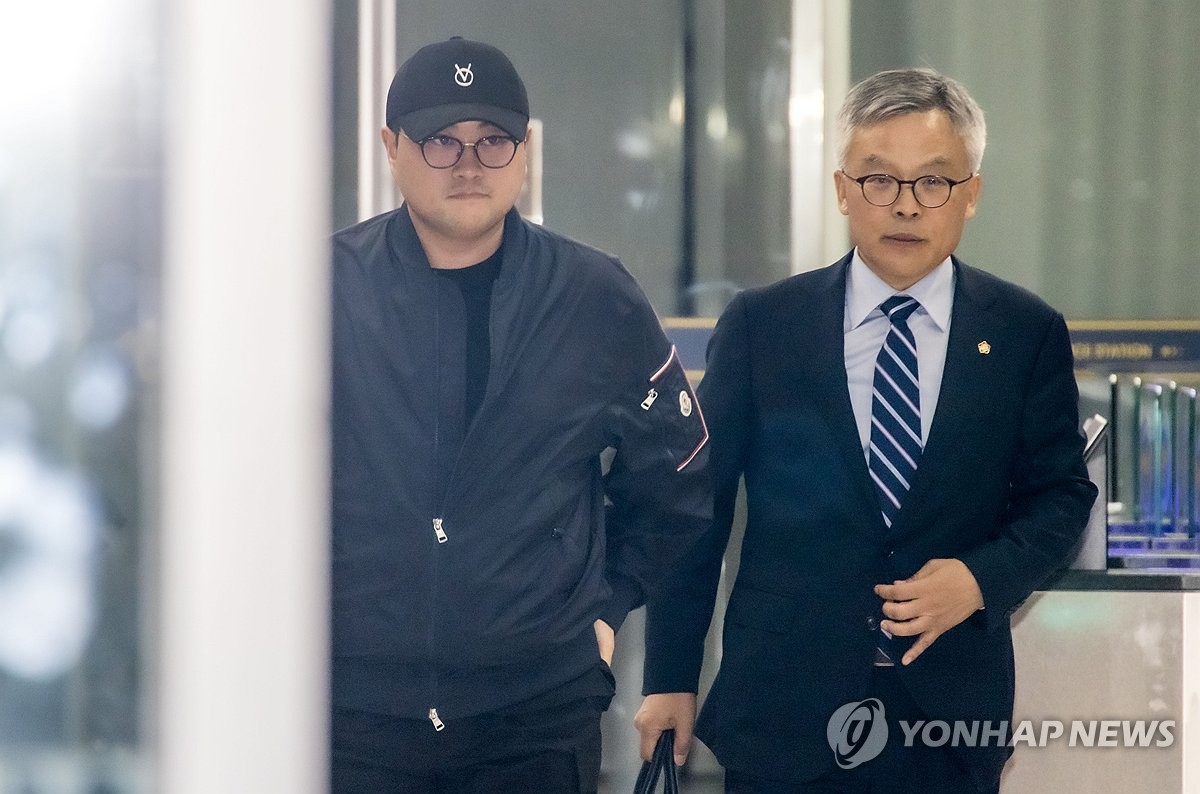 구속 기로에 선 김호중…'슈퍼 클래식' 공연 가능할까