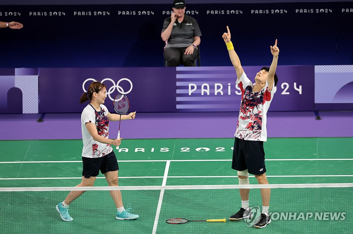 (2nd LD) (Olympics) Kim Won-ho-Jeong Na-eun tandem reaches badminton ...