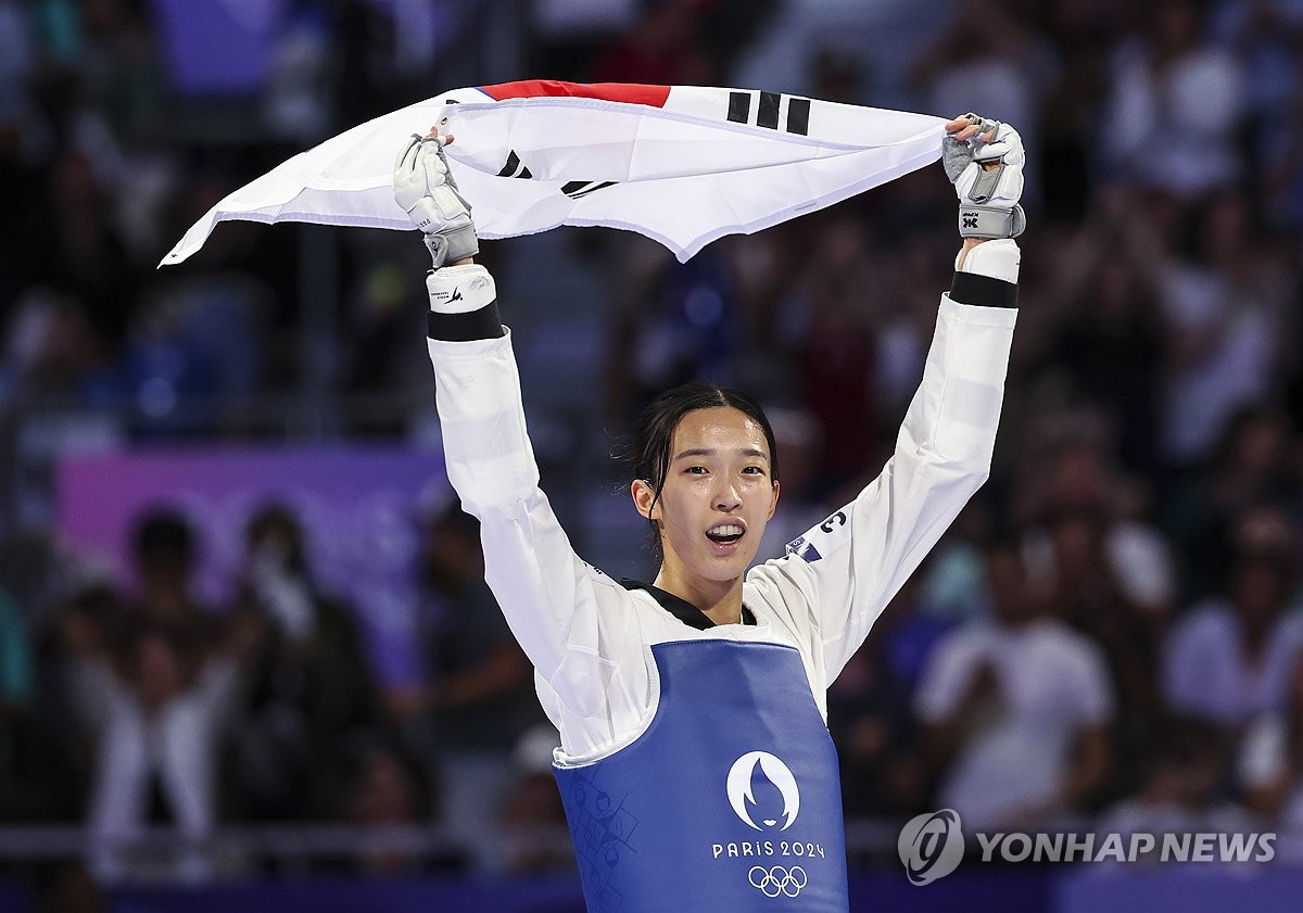 [올림픽] Taekwondo’s Kim Yu-jin wins the 57kg class for the first time in 16 years… Korea, 13th gold medal in competition (approx) |  happy news