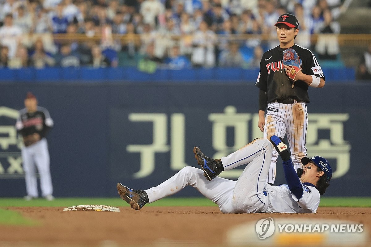 삼성 구자욱, 무릎 치료 후 오늘 귀국…19일 서울 합류는 미정