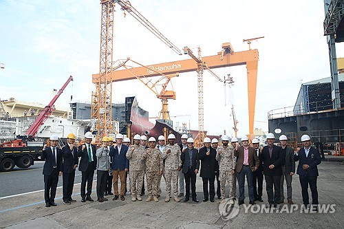 Foreign military officers visit Hanwha Ocean shipyard