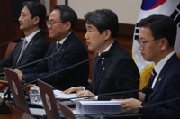 李대행, 첫 국무회의 주재…"30여일 혼신 다해 국정 챙겨야"