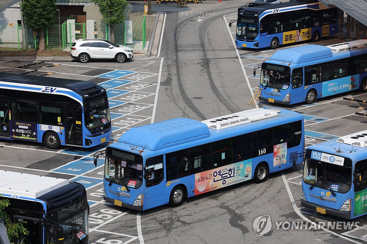 서울 시내버스 오늘 첫차부터 파업…교통대란 우려 현실로(종합2보)