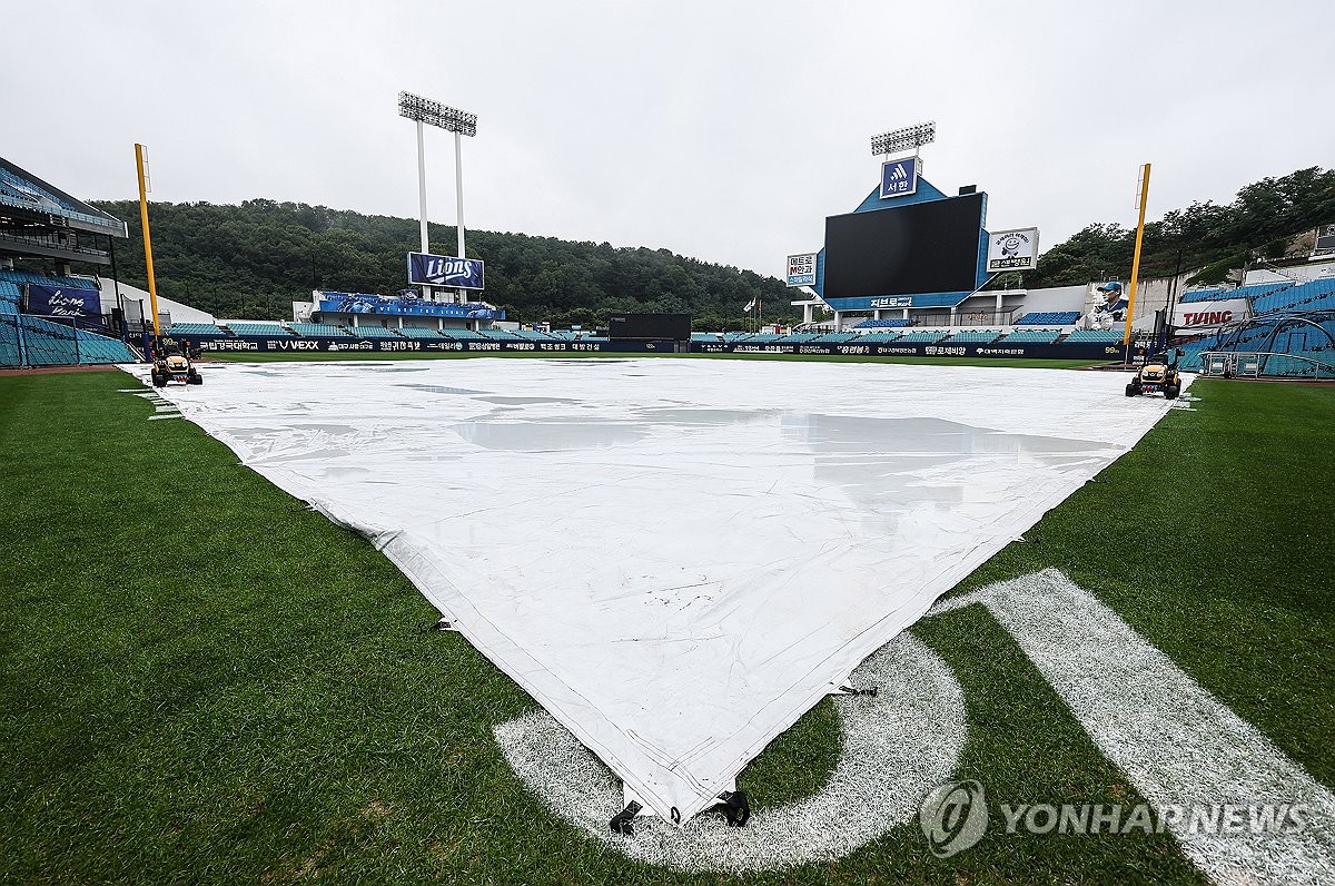 프로야구 대구·광주 경기, 비로 취소
