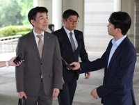 내란특검, '법정소란' 김용현 변호인 징계 자료 중앙지검에 송부