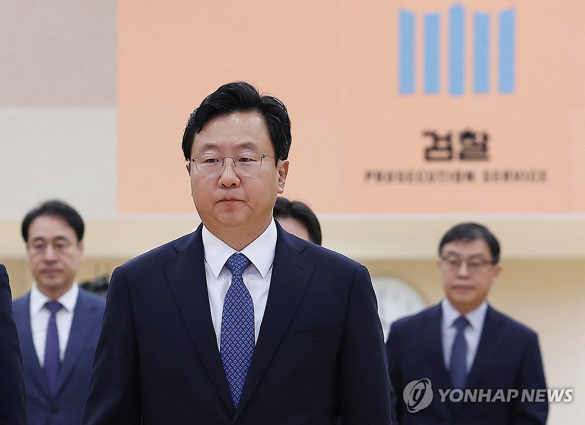검찰 쓰나미 앞 반성문 쓴 검사장들 "변해야한다"…내부…