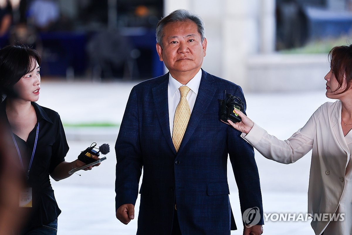 특검, 尹과 계엄공모 이상민 구속영장…