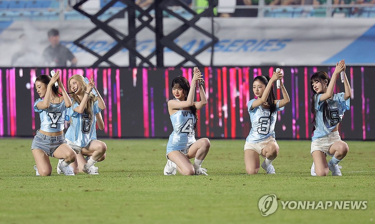 아이브, 25일 '아이브 시크릿'으로 컴백…타이틀곡은 …