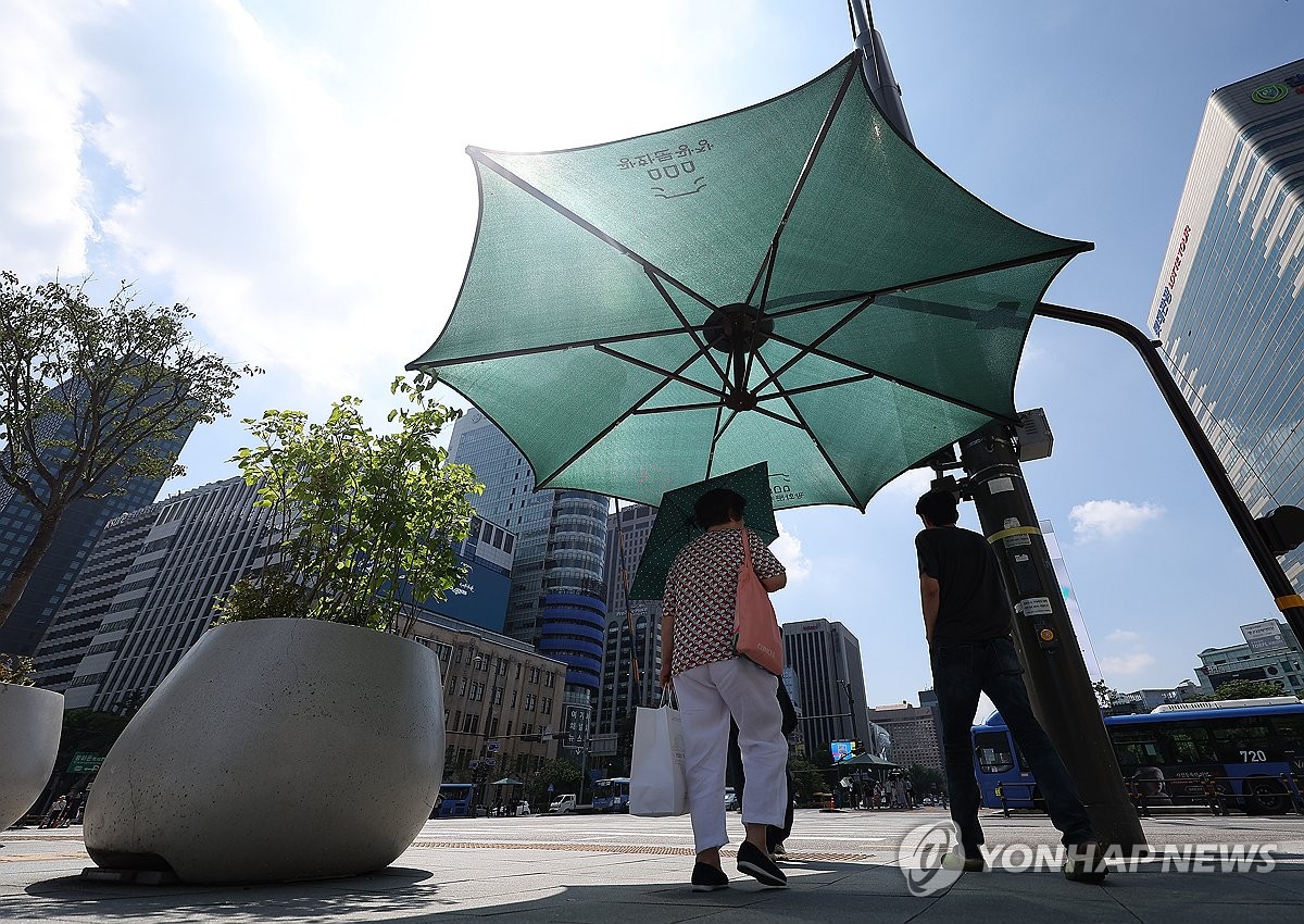 최근 2개월여간 120다산콜에 걸려온 폭염 상담 전화 2천900여건