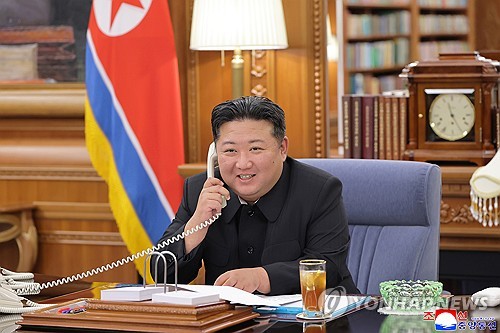 N.K. leader holds phone talks with Putin