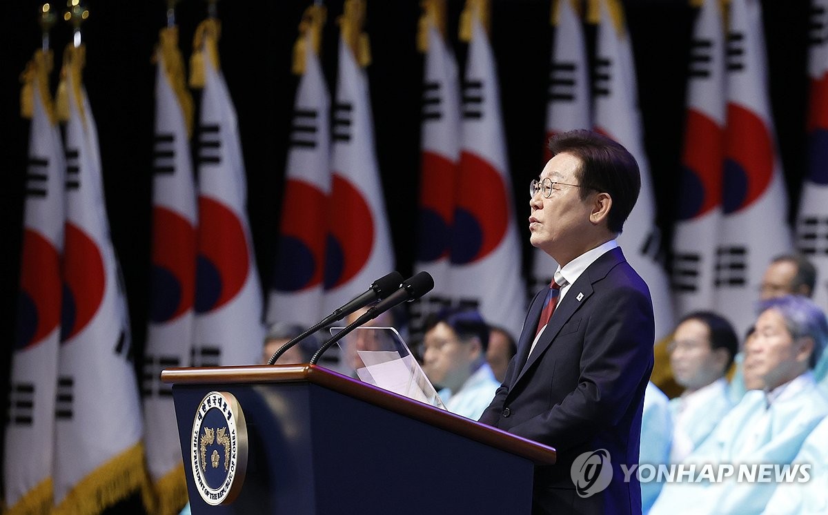 [속보] 李대통령 "독립투쟁역사 부정·독립운동가 모욕 용납 말아야"