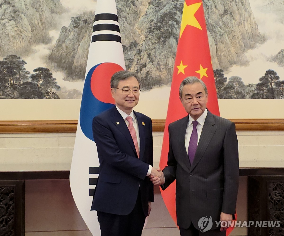 (4th LD) FM Cho asks China to make efforts to bring N. Korea back to dialogue