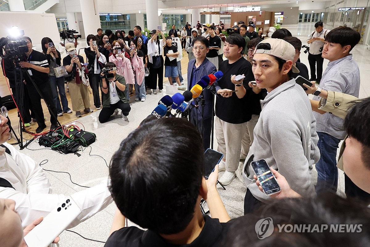 이정후, 시즌 마치고 귀국