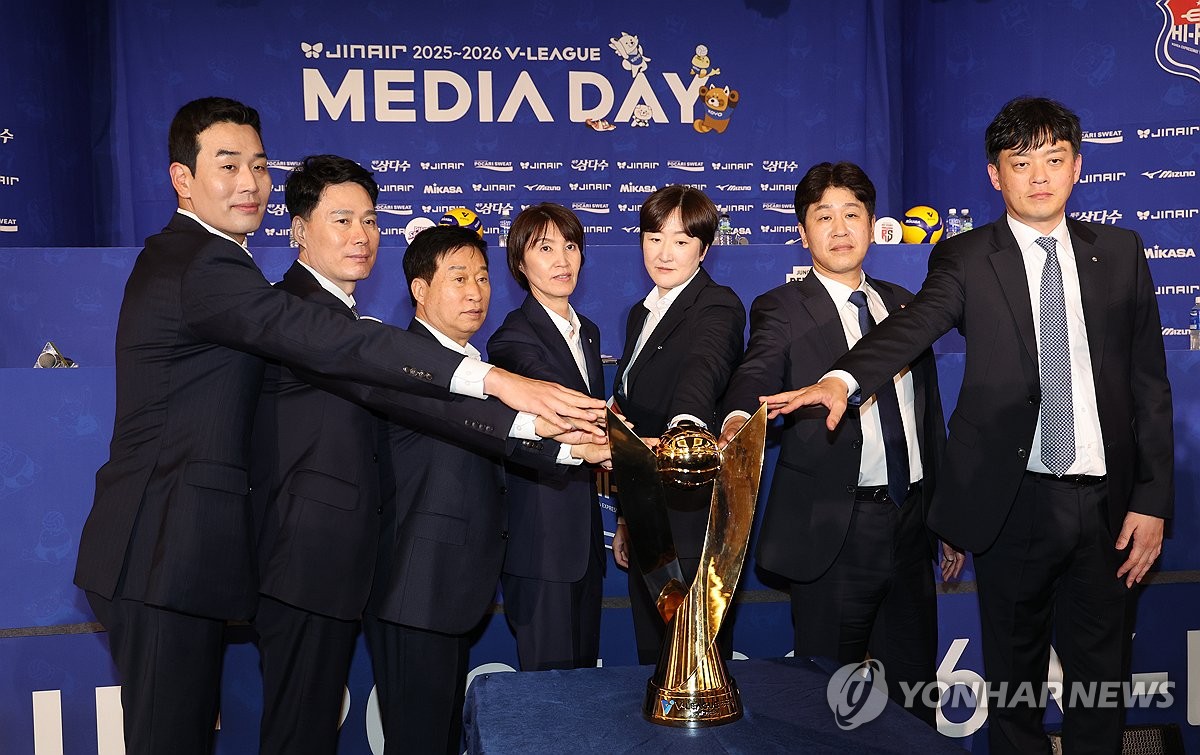 IBK 김호철 감독 "GS 부담스러워"…GS 이영택 감독 "립서비스"