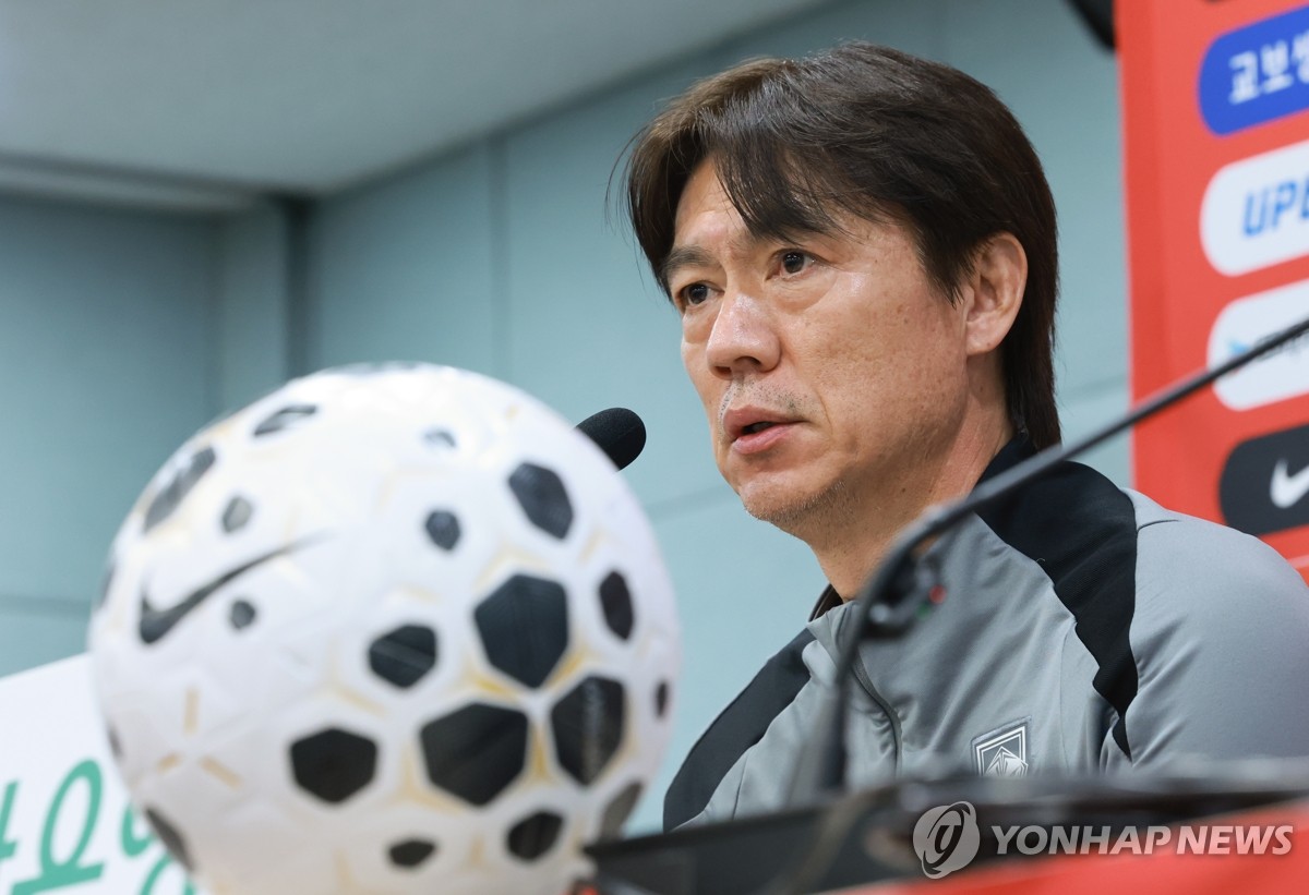 가나와의 평가전 하루 앞둔 홍명보 감독