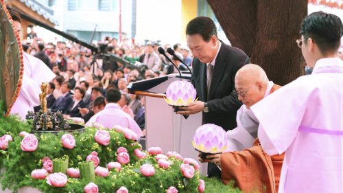 부처님오신날 봉축법요식 참석한 윤 대통령 