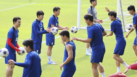월드컵 예선 최종전 앞둔 축구 국가대표팀…파주 NFC